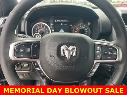 Used 2025 RAM 1500 Big Horn AWD/4WD image 24