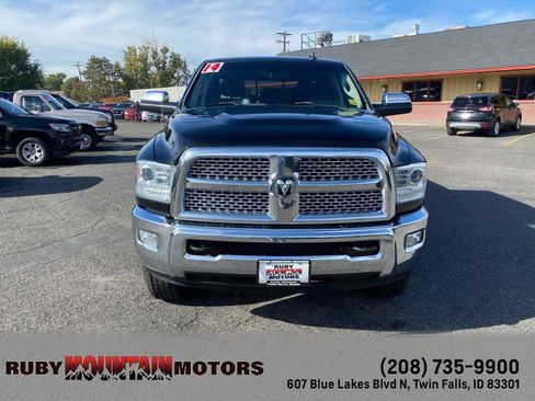 Used 2014 RAM 2500 Laramie image 2
