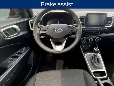 Used 2023 Hyundai Venue SE w/ Cargo Package FWD image 8