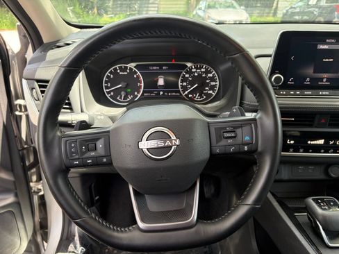 Used 2025 Nissan Rogue SV AWD/4WD image 29