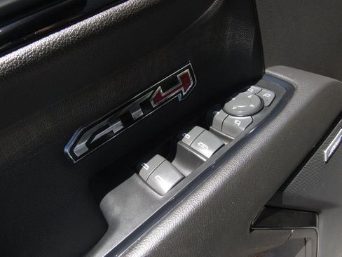 Used 2022 GMC Sierra 1500 AT4 w/ Sierra Safety Plus Package AWD/4WD image 23