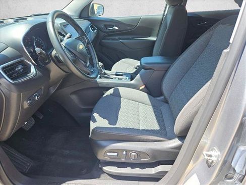 Used 2024 Chevrolet Equinox LT FWD image 13