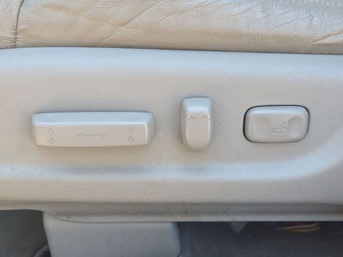 Used 2012 Honda CR-V EX-L image 16
