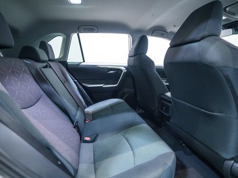 Used 2024 Toyota RAV4 XLE AWD/4WD image 30