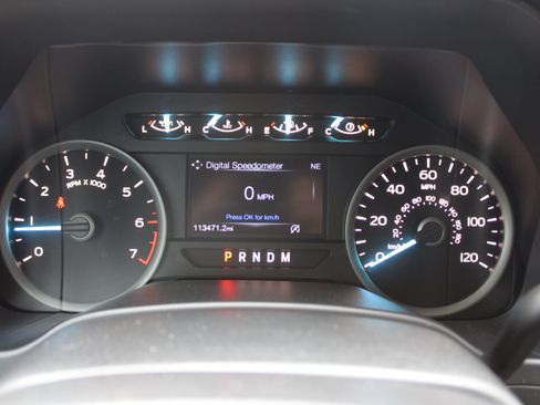 Used 2020 Ford F150 XLT w/ Equipment Group 302A Luxury AWD/4WD image 18
