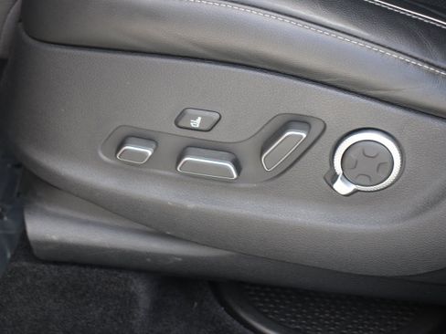 Used 2021 Genesis GV80 2.5T w/ Prestige Package 04 image 12