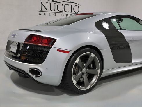 Used 2011 Audi R8 V10 AWD/4WD image 10