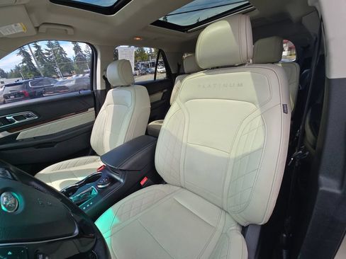 Used 2017 Ford Explorer Platinum AWD/4WD image 21