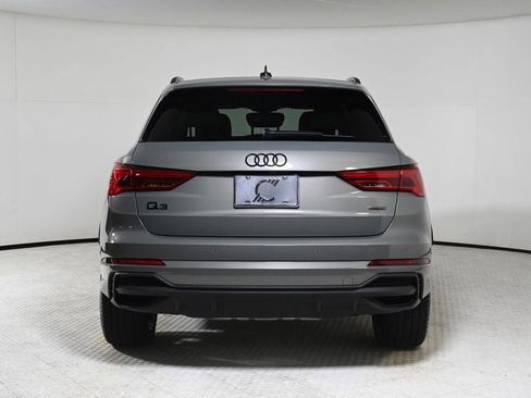 Used 2025 Audi Q3 2.0T Premium w/ Convenience Package image 4