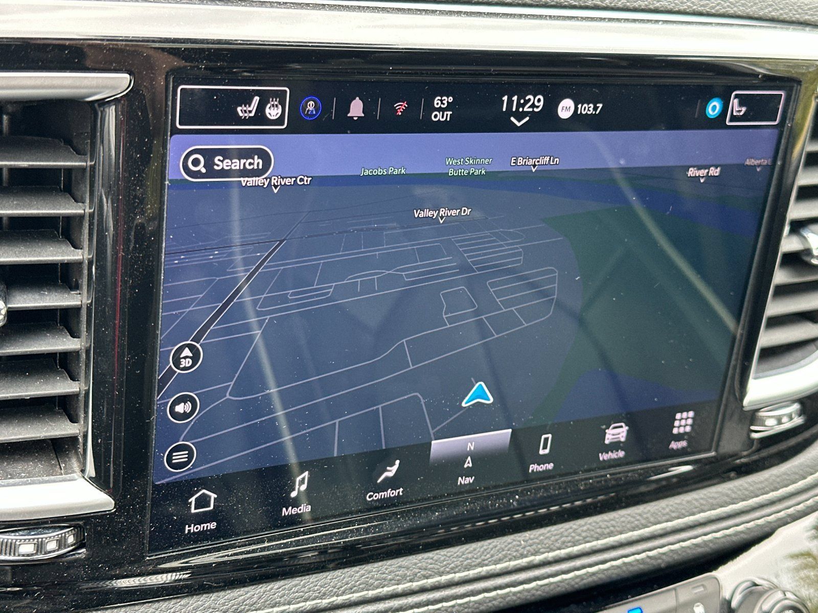 Used 2025 Chrysler Pacifica Limited FWD image 19