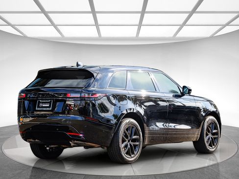 Used 2026 Land Rover Range Rover Velar Dynamic SE image 4