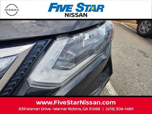 Used 2018 Nissan Rogue S FWD image 16