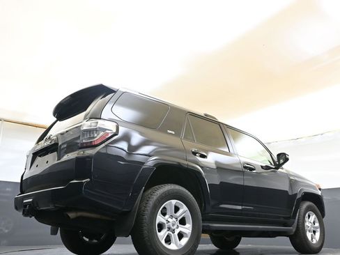 Used 2024 Toyota 4Runner SR5 Premium image 40