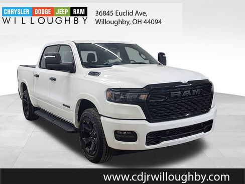 New 2026 RAM 1500 4x4 Crew Cab image 3