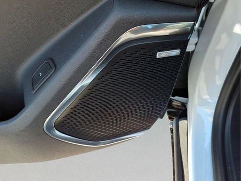 New 2026 Chevrolet Traverse RS w/ LPO, Floor Liner Package image 21