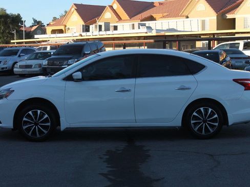 Used 2019 Nissan Sentra S image 5