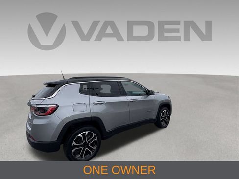 Used 2022 Jeep Compass Limited AWD/4WD image 4