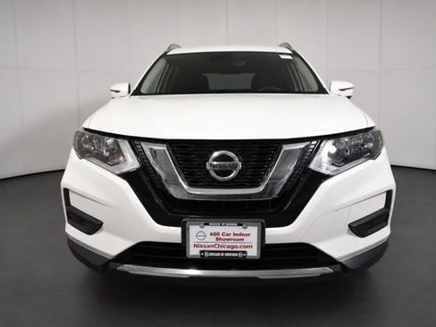 Used 2019 Nissan Rogue SV w/ Sun & Sound Touring Package AWD/4WD image 2