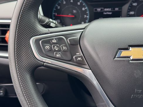 Used 2022 Chevrolet Equinox LS AWD/4WD image 34