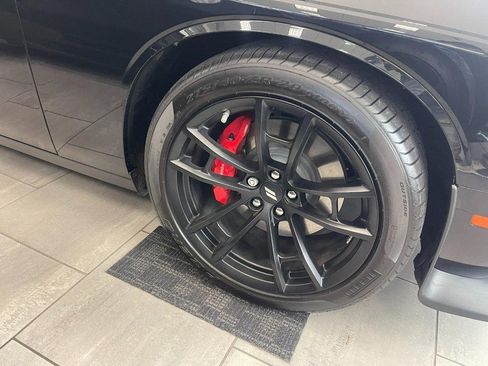 Used 2023 Dodge Challenger R/T w/ T/A Package image 7
