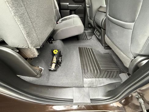 Used 2019 Chevrolet Silverado 1500 LT w/ All-Star Edition image 35