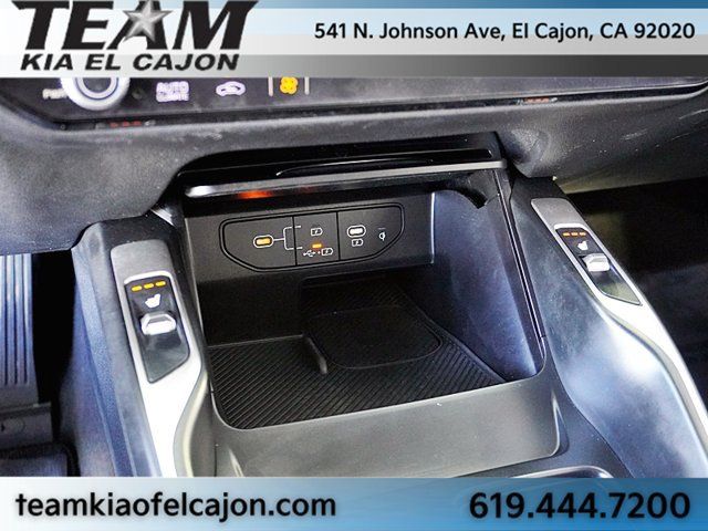 Certified 2025 Kia Sorento EX FWD image 35