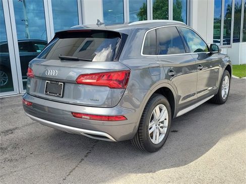 Used 2020 Audi Q5 2.0T Premium w/ Convenience Package image 6