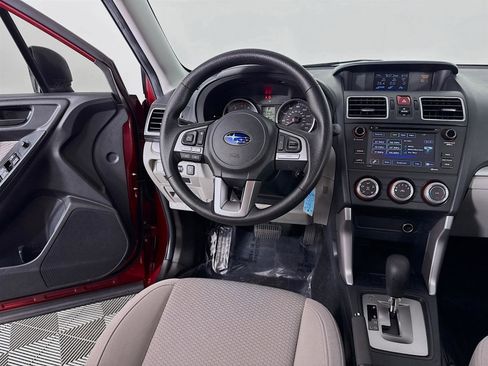 Used 2017 Subaru Forester 2.5i w/ Alloy Wheel Package image 22