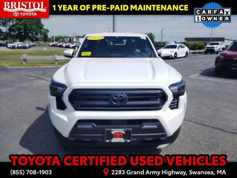 Certified 2024 Toyota Tacoma SR5 AWD/4WD image 2