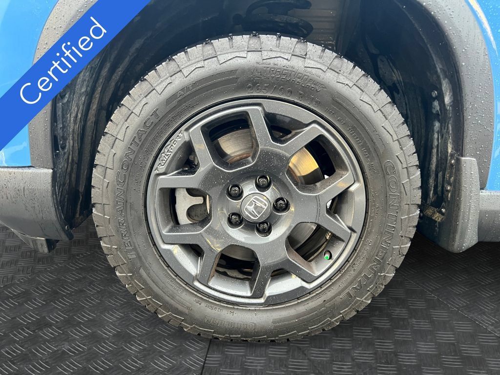 Used 2025 Honda Pilot TrailSport image 14