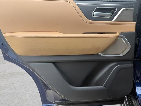 Used 2025 INFINITI QX80 Sensory image 51