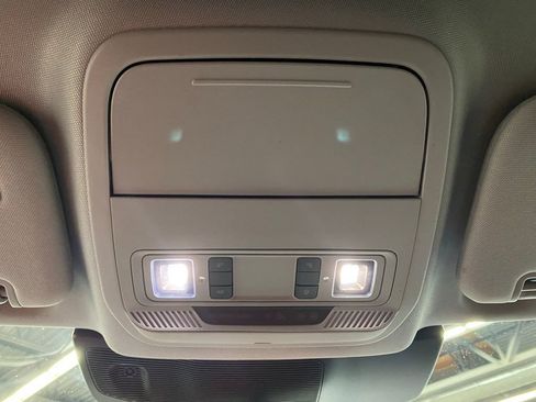 Used 2021 Ford Explorer Limited w/ Equipment Group 301A image 29