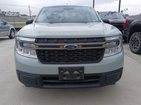 Used 2023 Ford Maverick XLT image 3