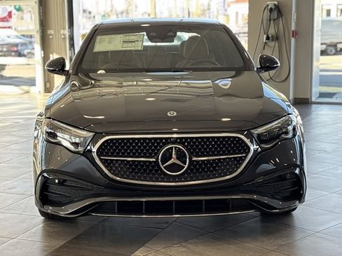 New 2026 Mercedes-Benz E 350 4MATIC Sedan image 9