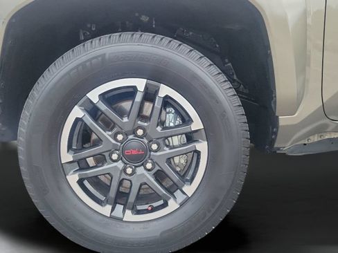 Certified 2025 Toyota Tacoma TRD Sport RWD image 25