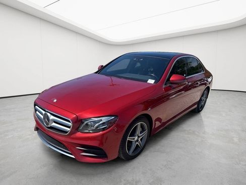 Used 2017 Mercedes-Benz E 300 4MATIC image 25