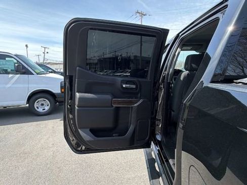 Certified 2019 Chevrolet Silverado 1500 LT Trail Boss AWD/4WD image 31