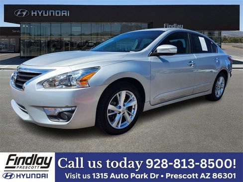 Used 2013 Nissan Altima 2.5 SL w/ Technology Pkg image 1