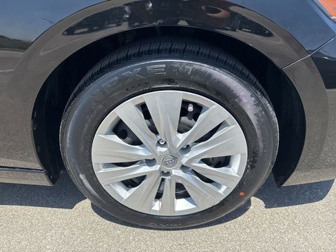 Used 2024 Nissan Sentra S FWD image 10