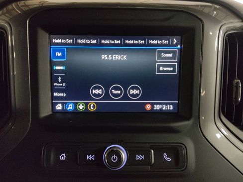 Used 2019 Chevrolet Silverado 1500 Custom w/ Custom Value Package image 25