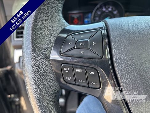 Used 2018 Ford Explorer XLT w/ Equipment Group 202A AWD/4WD image 26