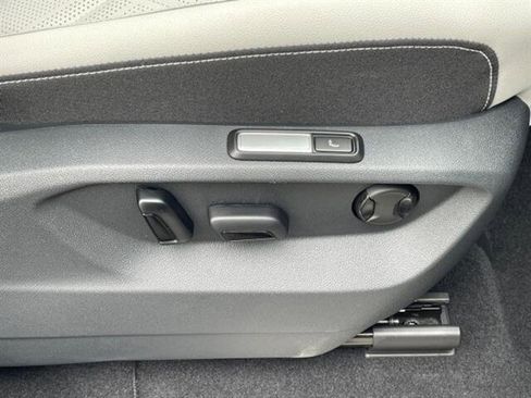 New 2025 Volkswagen Atlas Cross Sport SEL Premium R-Line image 10