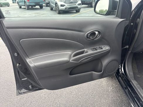 Used 2012 Nissan Versa SV w/ Convenience Pkg FWD image 27