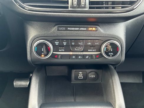 Used 2025 Ford Escape ST-Line Select AWD/4WD image 27