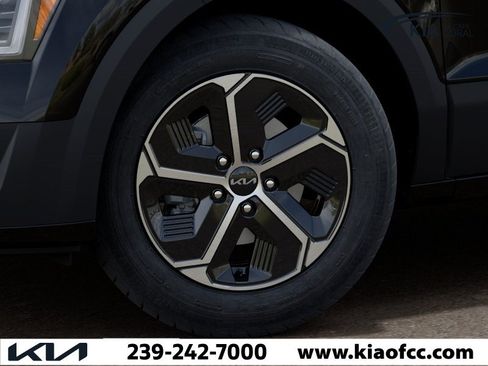 New 2026 Kia Niro EX FWD image 9