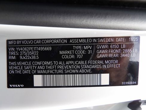 New 2026 Volvo XC90 B6 Plus w/ Protection Package Premier image 33