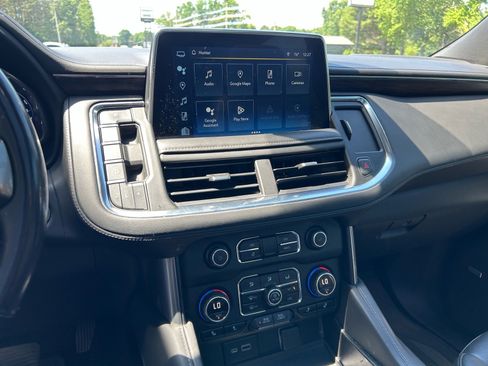 Used 2022 Chevrolet Tahoe LT w/ LT Signature Package AWD/4WD image 15
