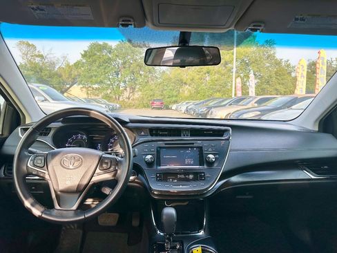 Used 2016 Toyota Avalon XLE FWD image 14