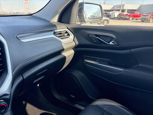 Used 2023 GMC Acadia SLT AWD/4WD image 21