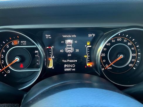 Used 2019 Jeep Wrangler Sport image 27